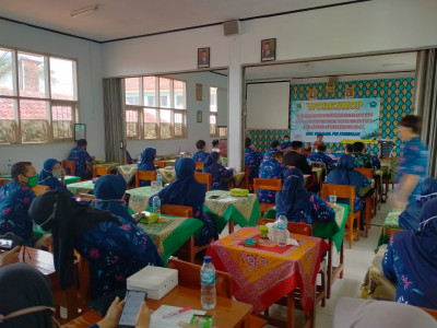 Workshop Sosialisasi Pembelajaran SMK Center Of Excellence (CoE) kerjasama Luar Negeri