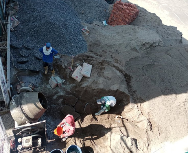 Proses pengecoran RPS bangunan TITL