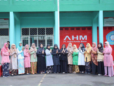 GURU PEREMPUAN