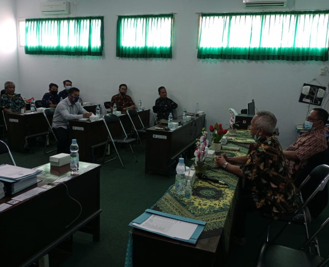 RAPAT DALAM KANTOR PENYEMPURNAAN DRAF DOKUMEN