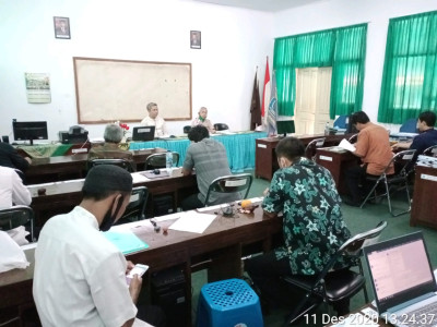 PENYUSUNAN PROGRAM MAGANG GURU