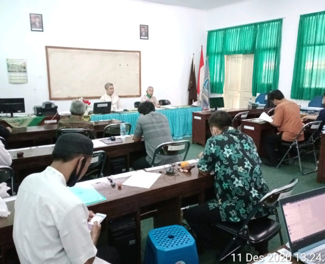 PENYUSUNAN PROGRAM MAGANG GURU